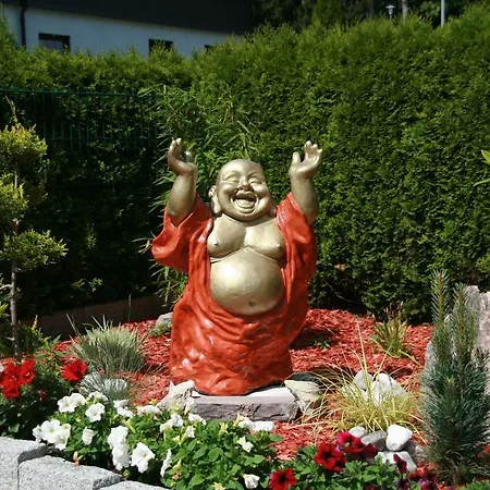 摩德纳酒店