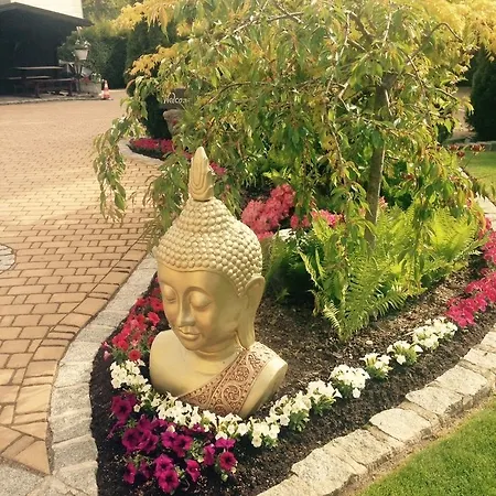 Modena Guest house 3*